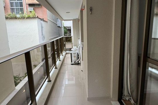 Varanda de apartamento à venda com 2 quartos, 69m² em Tijuca, Rio de Janeiro