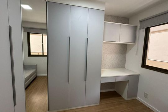 Quarto 1 de apartamento à venda com 2 quartos, 69m² em Tijuca, Rio de Janeiro