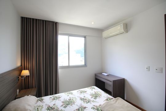 Quarto de apartamento para alugar com 1 quarto, 50m² em Jacarepaguá, Rio de Janeiro
