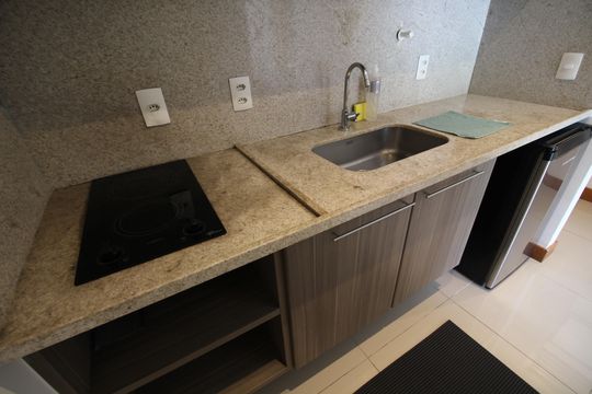 Cozinha de apartamento para alugar com 1 quarto, 50m² em Jacarepaguá, Rio de Janeiro