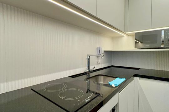 Cozinha de kitnet/studio à venda com 1 quarto, 33m² em Sumaré, São Paulo
