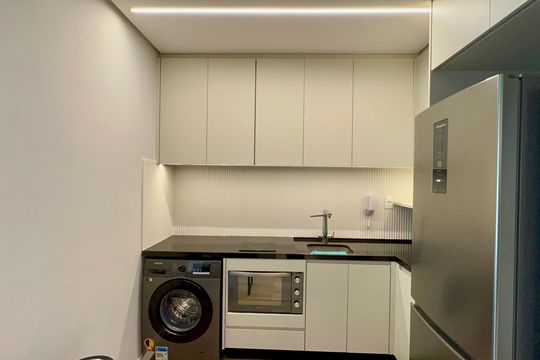 Cozinha de kitnet/studio à venda com 1 quarto, 33m² em Sumaré, São Paulo