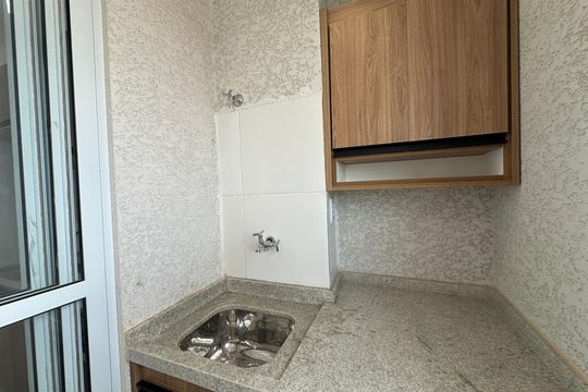 Área de Serviço de apartamento para alugar com 2 quartos, 70m² em Vila Sul Americana, Carapicuíba