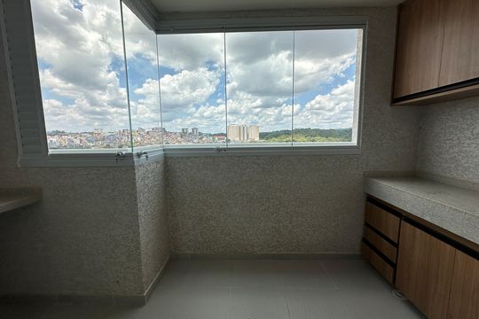 Varanda de apartamento para alugar com 2 quartos, 70m² em Vila Sul Americana, Carapicuíba