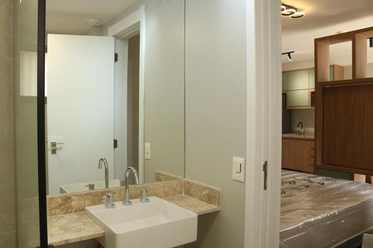 Banheiro de apartamento para alugar com 1 quarto, 37m² em Perdizes, São Paulo
