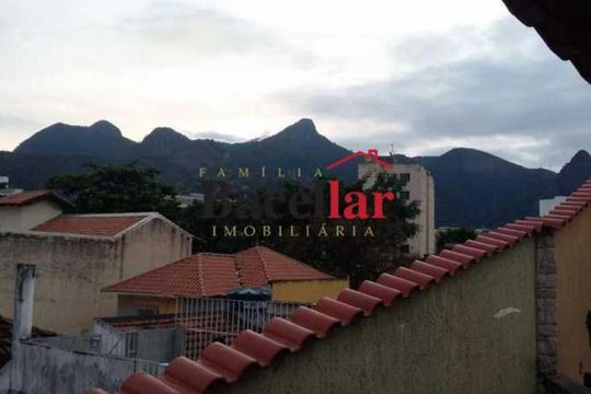 Casa à venda com 4 quartos, 337m² em Andaraí, Rio de Janeiro
