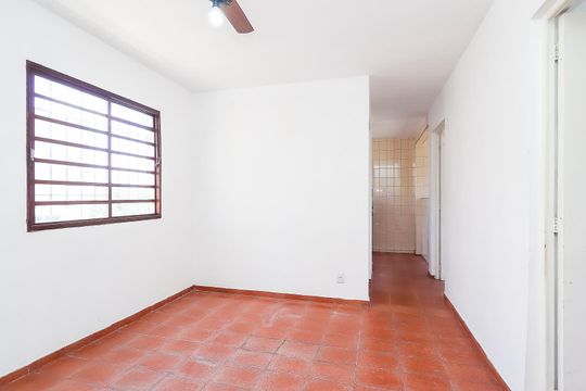 Apartamento à venda com 2 quartos, 45m² em Jardim Redil, São Paulo