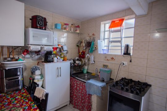 COZINHA de casa à venda com 3 quartos, 250m² em Sítio do Morro, São Paulo