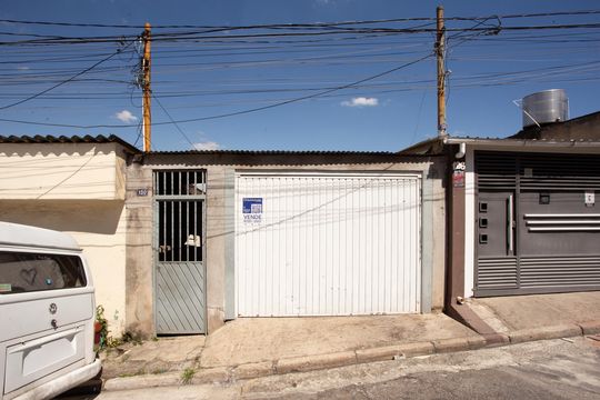 FACHADA de casa à venda com 3 quartos, 250m² em Sítio do Morro, São Paulo