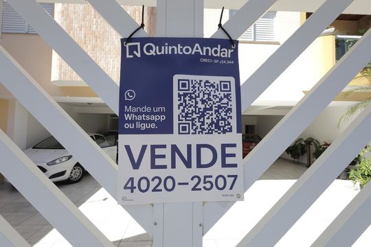 Placa Instalada - 29/11/2025 - KHDC-246 de apartamento à venda com 3 quartos, 97m² em Vila Scarpelli, Santo André
