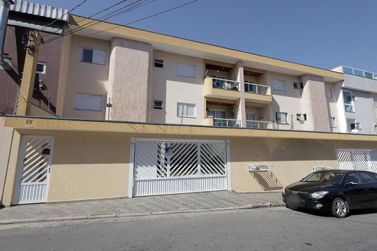Fachada de apartamento à venda com 3 quartos, 97m² em Vila Scarpelli, Santo André