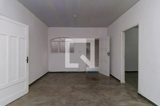 Sala de casa à venda com 2 quartos, 240m² em Santo Amaro, São Paulo