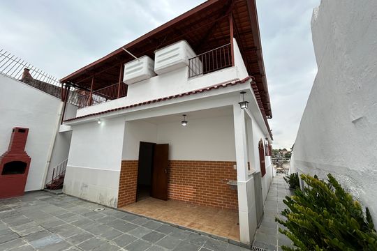 Quintal de casa para alugar com 3 quartos, 240m² em Pilares, Rio de Janeiro