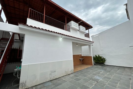 Quintal de casa para alugar com 3 quartos, 240m² em Pilares, Rio de Janeiro