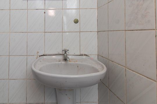 Banheiro de casa para alugar com 1 quarto, 41m² em Glória, Porto Alegre