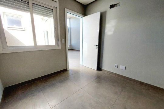 Casa de Condomínio à venda com 3 quartos, 90m² em Hípica, Porto Alegre