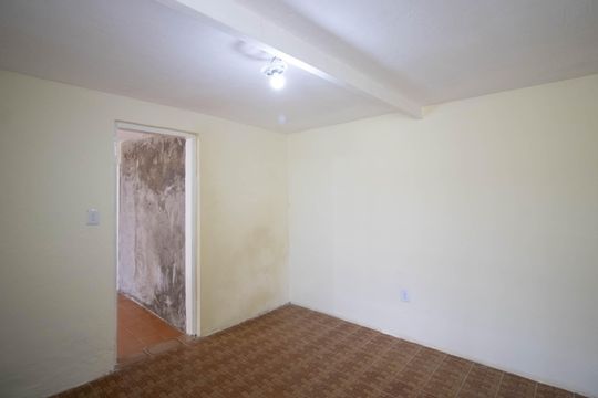 Quarto  de casa para alugar com 1 quarto, 50m² em Jardim Catanduva, São Paulo
