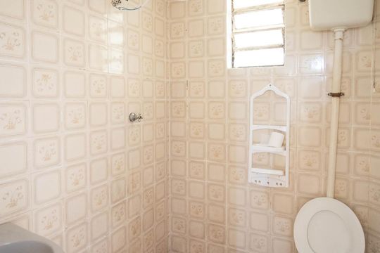 Banheiro de casa para alugar com 1 quarto, 50m² em Jardim Catanduva, São Paulo