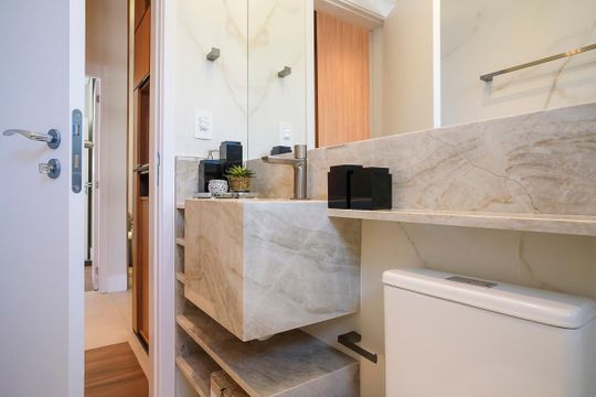 Banheiro da suíte 1 de apartamento à venda com 2 quartos, 168m² em Barcelona, São Caetano do Sul