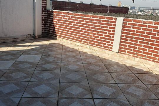 Área externa de casa à venda com 3 quartos, 126m² em Vila Caju, São Paulo