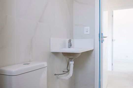 Banheiro da suíte 2 de apartamento à venda com 3 quartos, 121m² em Barcelona, São Caetano do Sul