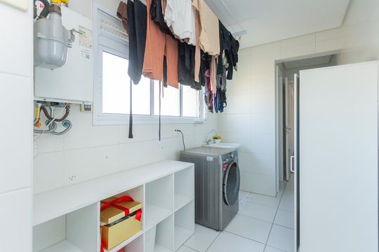 Área de Serviço de apartamento para alugar com 4 quartos, 223m² em Jardim Marajoara, São Paulo