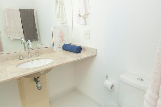 Banheiro da Suíte 3 de apartamento para alugar com 4 quartos, 223m² em Jardim Marajoara, São Paulo