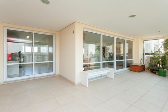Sacada de apartamento para alugar com 4 quartos, 223m² em Jardim Marajoara, São Paulo