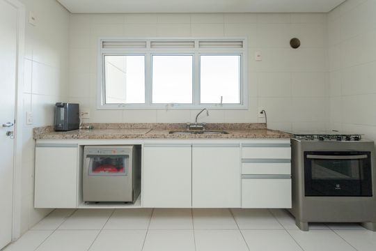 Cozinha de apartamento para alugar com 4 quartos, 223m² em Jardim Marajoara, São Paulo