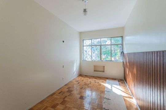 Quarto 1 de casa à venda com 4 quartos, 300m² em Maracanã, Rio de Janeiro