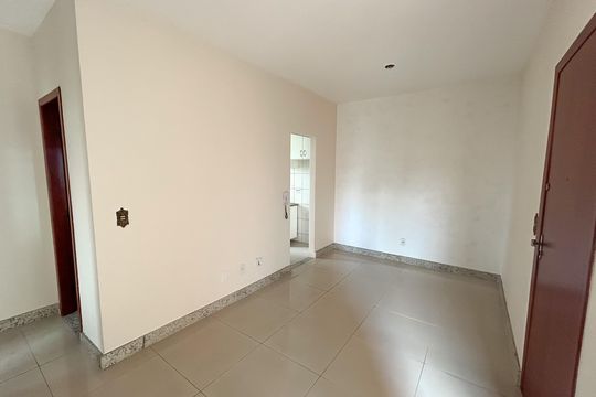 Apartamento à venda com 3 quartos, 60m² em Santa Monica, Belo Horizonte