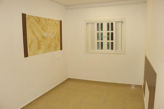 Casa para alugar com 1 quarto, 35m² em Jardim Leonor, Cotia