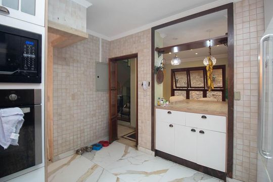 Cozinha de casa de condomínio para alugar com 4 quartos, 538m² em Vila Albertina, São Paulo