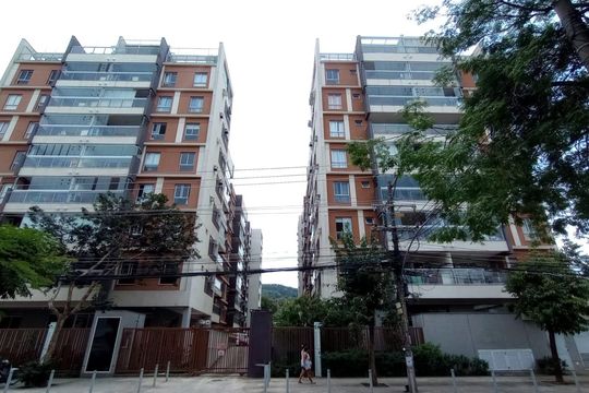 Fachada de apartamento à venda com 2 quartos, 59m² em Taquara, Rio de Janeiro
