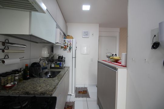 Cozinha de apartamento à venda com 2 quartos, 59m² em Taquara, Rio de Janeiro
