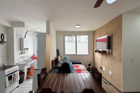 Sala de apartamento à venda com 2 quartos, 43m² em Santo Amaro, São Paulo