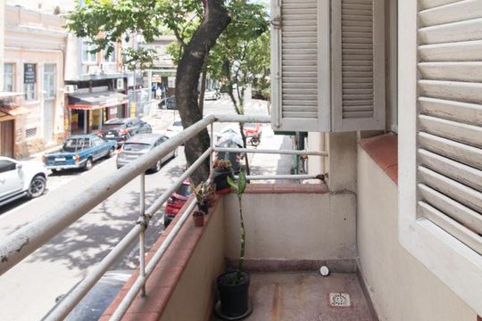 Varanda da Sala de apartamento à venda com 2 quartos, 80m² em Centro Histórico, Porto Alegre