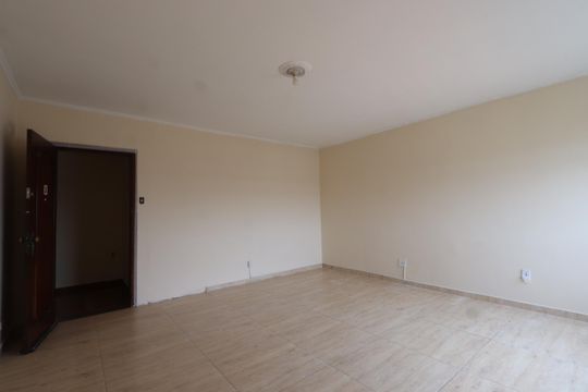 Quarto de apartamento à venda com 1 quarto, 75m² em Jardim Planalto, São Paulo