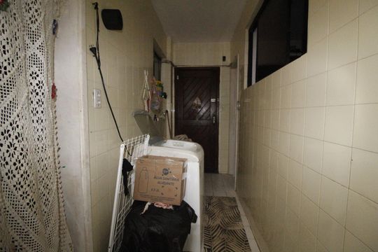 Área de Serviço de apartamento para alugar com 3 quartos, 110m² em Costa Azul, Salvador