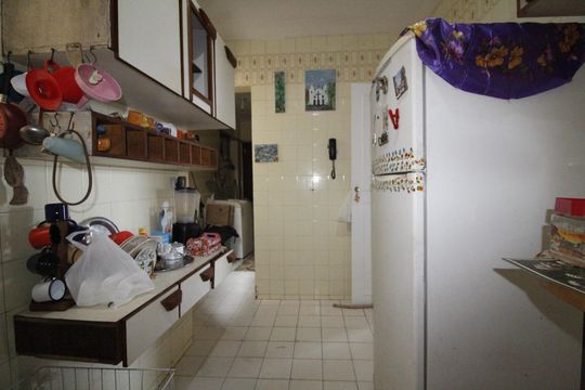 Cozinha de apartamento para alugar com 3 quartos, 110m² em Costa Azul, Salvador