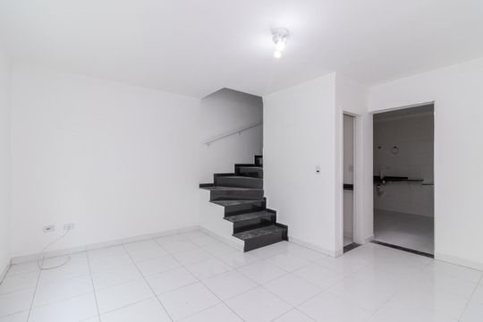 Casa de Condomínio para alugar com 3 quartos, 86m² em Vila Guilhermina, São Paulo