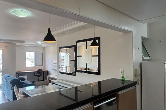 Cozinha de apartamento para alugar com 1 quarto, 70m² em Vila Valparaíso, Santo André