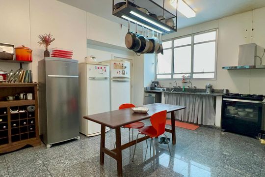 Cozinha de apartamento à venda com 4 quartos, 500m² em Jardim Europa, São Paulo