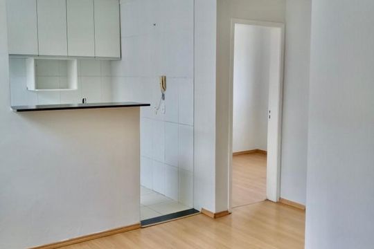 Sala de apartamento para alugar com 2 quartos, 44m² em Camargos, Belo Horizonte
