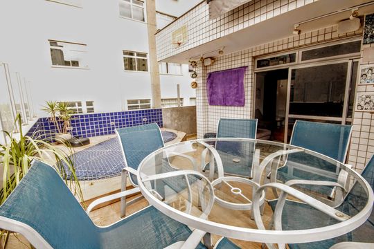 Piscina de apartamento à venda com 3 quartos, 155m² em Santo Antônio, Belo Horizonte