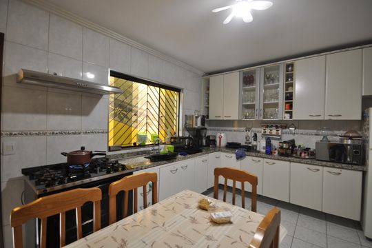 Cozinha de casa à venda com 3 quartos, 125m² em Vila Medeiros, São Paulo