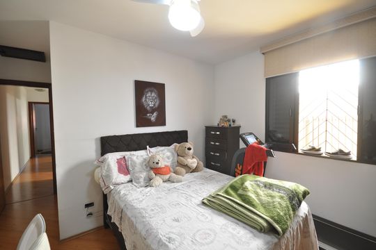 Quarto 2 de casa à venda com 3 quartos, 125m² em Vila Medeiros, São Paulo
