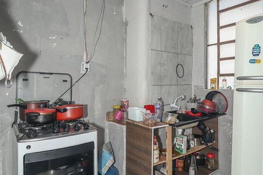 Cozinha de apartamento à venda com 2 quartos, 100m² em Rubem Berta, Porto Alegre