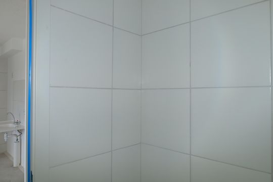 Banheiro de apartamento à venda com 2 quartos, 34m² em Vila Norma, São Paulo