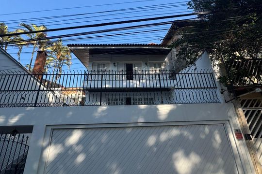 Casa à venda com 3 quartos, 148m² em Parque Monte Alegre, Taboão da Serra
